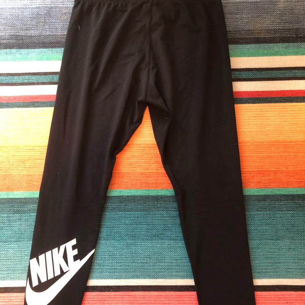Black Nike Leggings